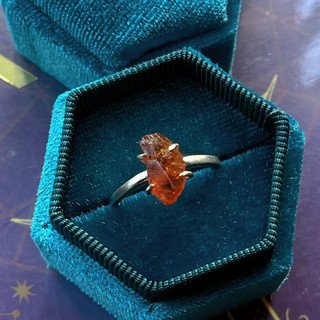 Nhẫn đính đá Garnet Bạc Ta Freesize tự điều chỉnh 🌷