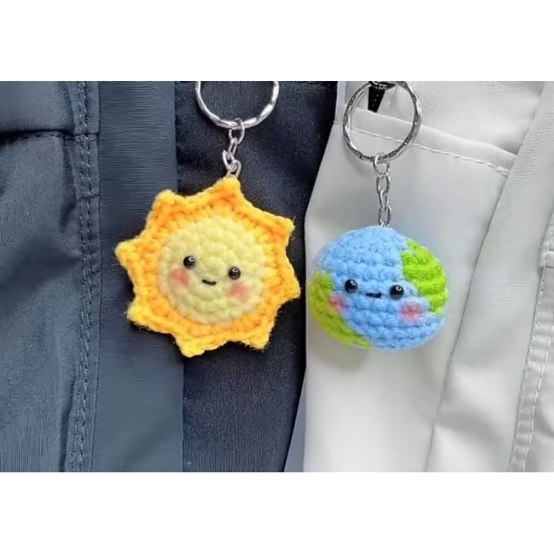 Móc khoá Trái Đất và Mặt Trời handmade len cute (Đọc kỹ mô tả)