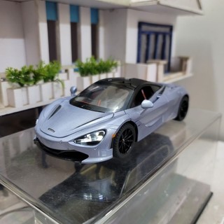 Mô hình xe McLaren 720S tỉ lệ 1/24 có đèn và chạy cót