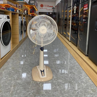 QUẠT LỬNG HATARI HT-S16M7