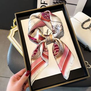 Khăn lụa vuông 70x70cm thythy store