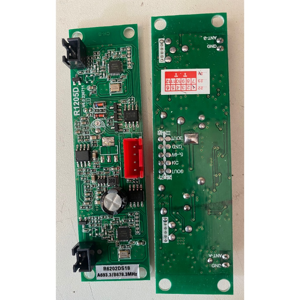 MẠCH THU MICRO LOA KÉO KHÔNG DÂY UHF (sử dụng cho micro 2 màn hình)