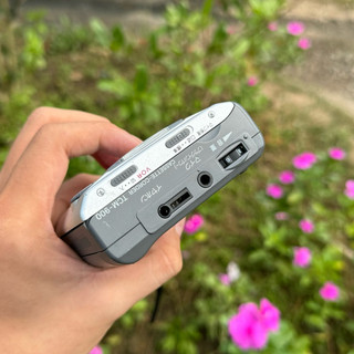 Máy Cassette Sony
