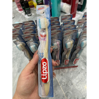1 Bàn chải đánh răng Lipzo