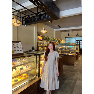 Đầm đuôi cá mảnh dáng dài màu muối tiêu be