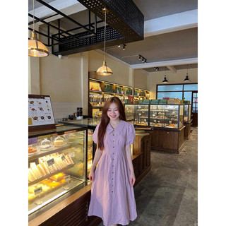 Đầm cổ bẻ khuy gỗ rúm eo