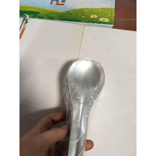 Muôi nhôm múc cơm canh dày dặn