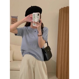 𝗟𝗔 𝗖𝗛𝗔𝗥𝗠𝗘́ |Áo mongtoghi cộc trơn 3046