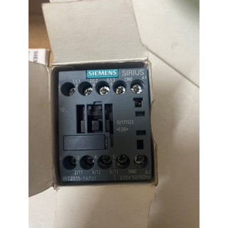 Khởi động từ siemens 3RT2015 220VAC 3 pha