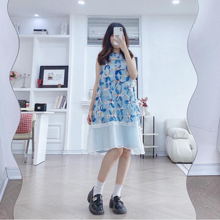 váy sát nách hoa nổi phối chân ly