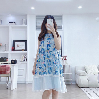 váy sát nách hoa nổi phối chân ly