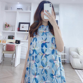 váy sát nách hoa nổi phối chân ly