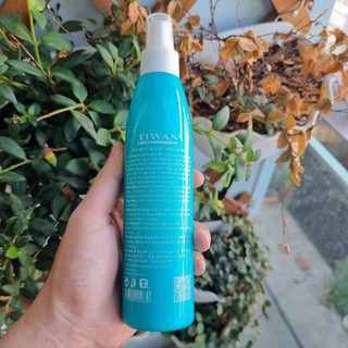 Xịt Dưỡng Tóc Mềm Mượt Tiwan - 250ml