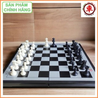 Bộ cờ vua nam châm chất lượng cao.