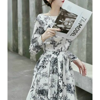 Đầm thời trang nữ vintage dáng dài, đầm cổ tròn tay dài in họa tiết trắng đen dài qua gối đi tiệc sang chảnh dx