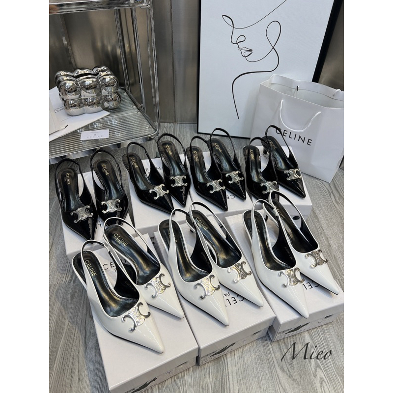 Sandal bít mũi tag bạc chất da bóng, qccc fullbox
