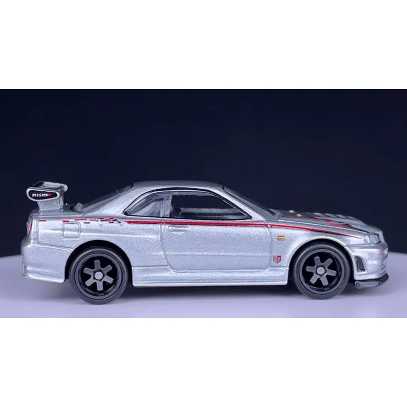 Hot Wheels Premium Nissan Skyline GT-R (R34)