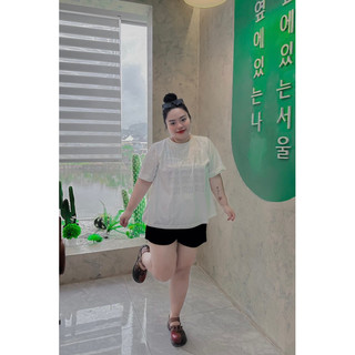 Áo phông suông đính đá Miu