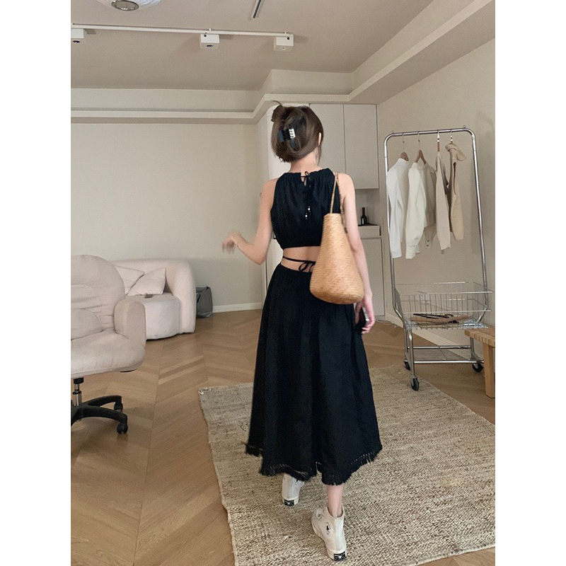 Váy Nữ, Đầm Maxi Cổ Yếm Khoét Eo Đan Dây Sau Tua Rua Hàng 2 Lớp, Váy Đi Biển Dáng Dài Siêu Xinh | BigBuy360 - bigbuy360.vn