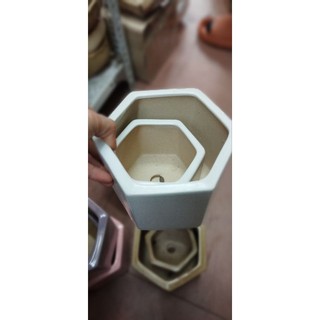 Chậu sứ lục giác nhiều màu