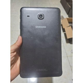 samsung tab E sống ok, hư màn hình