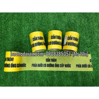 Băng rào cảnh báo bên dưới có đường ống nước- Hình thật
