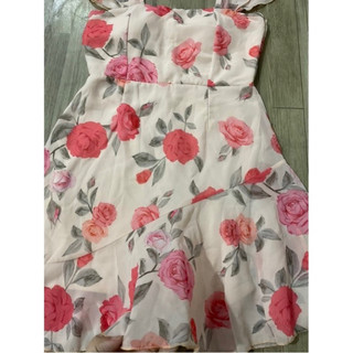 đầm hoa size M ( nhiều mẫu)