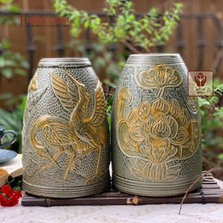  Bình hoa dáng chuông men lam cổ gốm sứ Bát Tràng khắc tay thủ công chim hạc và hoa sen cao 23cm | Mộc Gốm MG312 