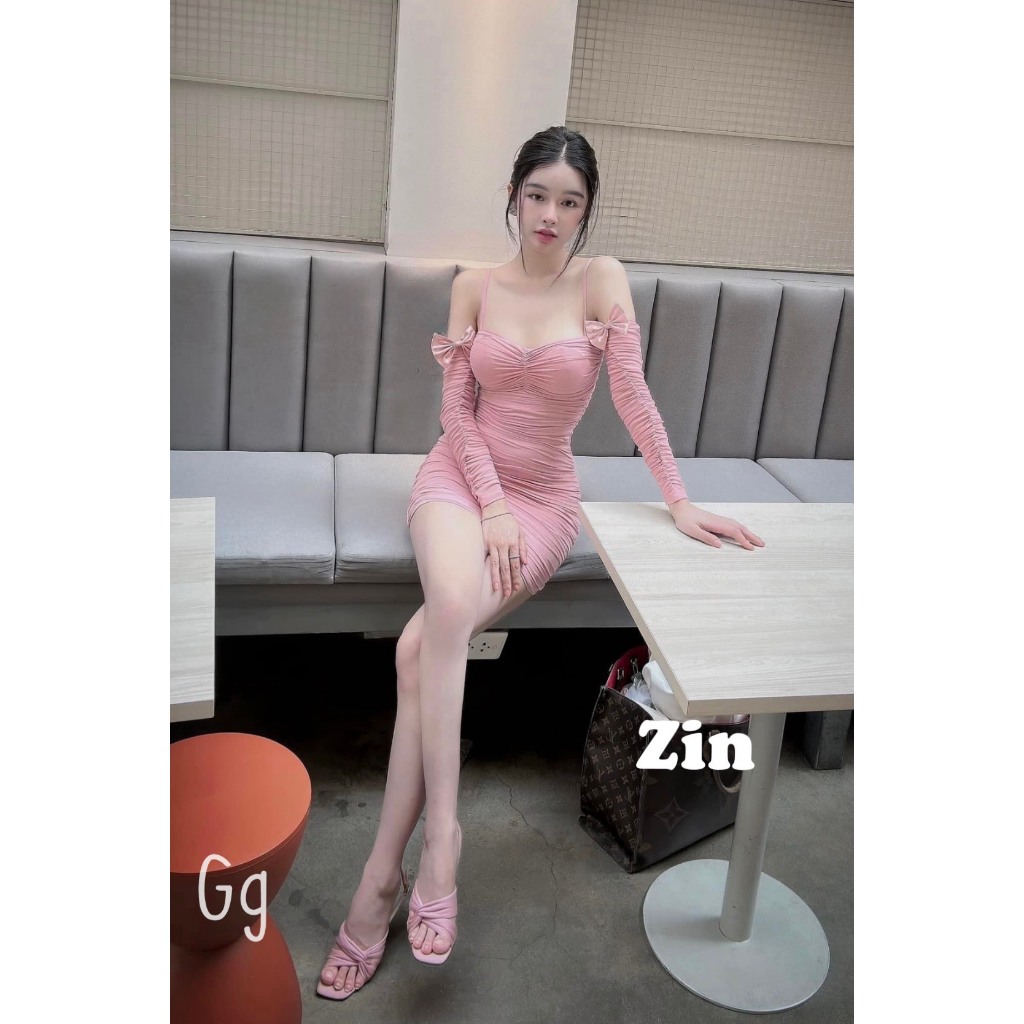 Đầm Body Trễ Vai Dài Tay Đính Nơ Dáng Ngắn Sexy MK62