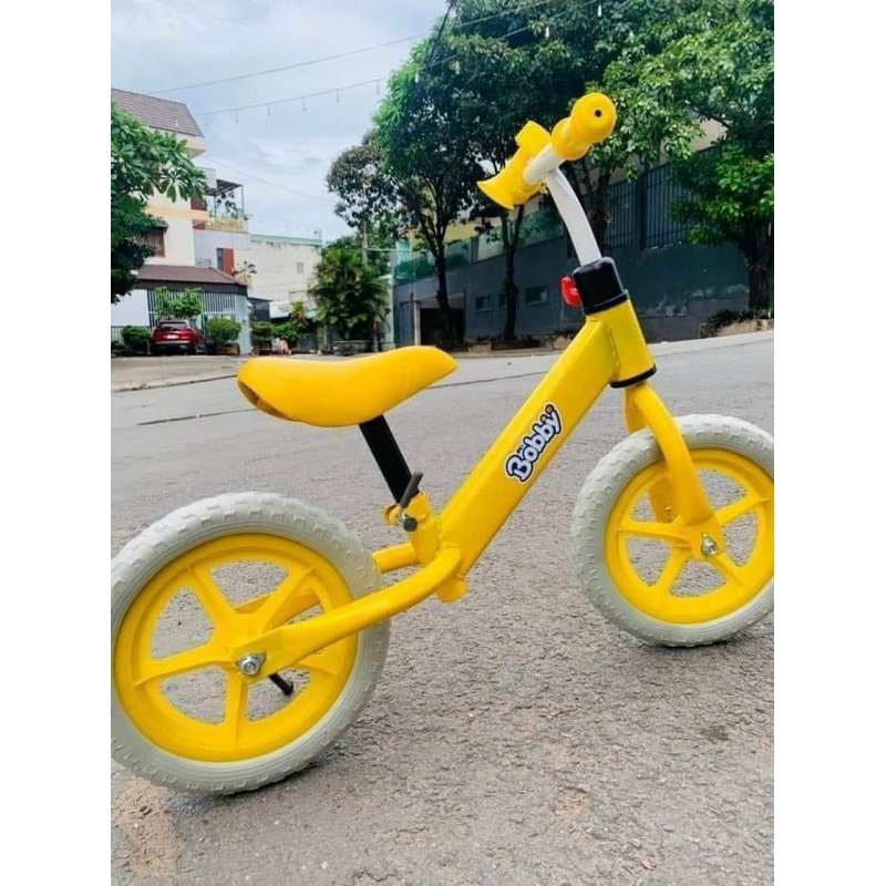 XE THĂNG BẰNG BOBBY CHO BÉ (màu vàng/ màu cam )