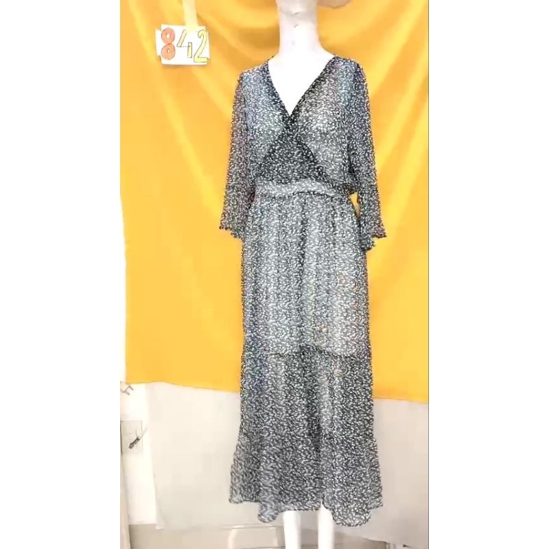 đầm họa tiết eo thun (dưới size M). S842