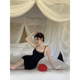 𝐂𝐇𝐄𝐑𝐑𝐘: Váy 2 Dây Body Phối Ren