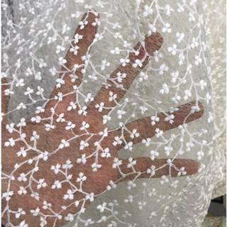 1 mét vải ren lưới thêu hoa nhí lên set áo váy sang chảnh