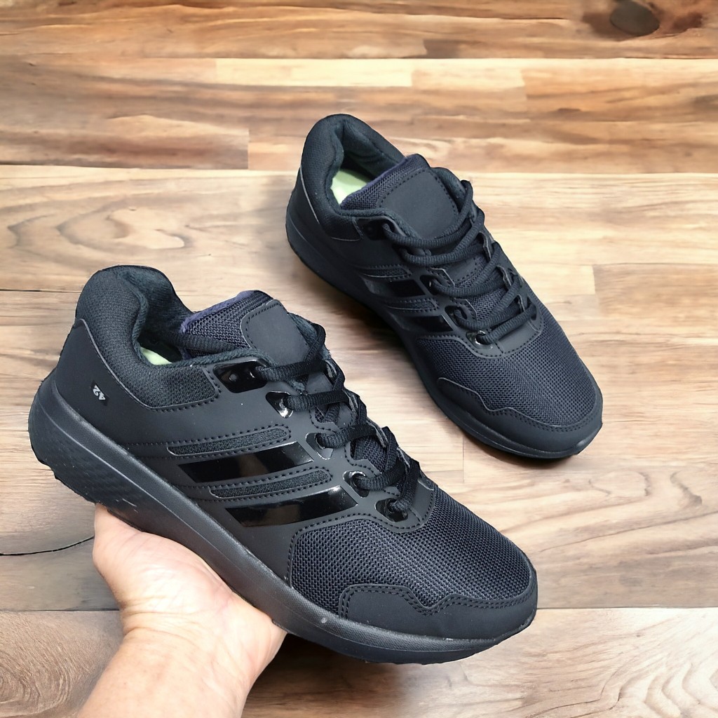 Giày thể thao sneaker nam nữ size từ 35 đến 43 đế siêu nhẹ chất liệu vải lưới thoáng khí đen đế đen (sangsport)