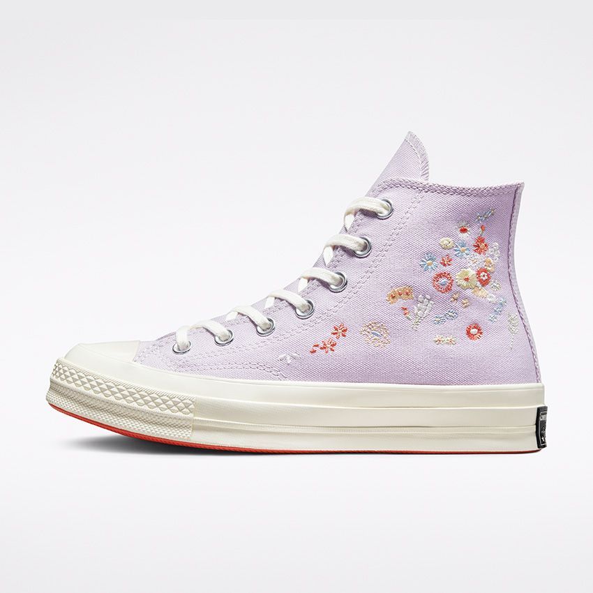 CONVERSE Chuck 70 Embroidered Floral High Top