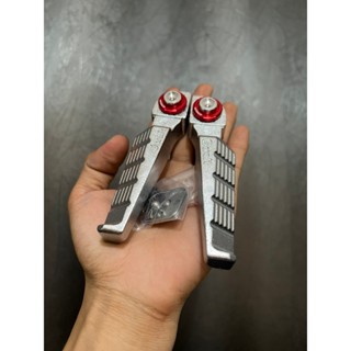 Gác chân ĐÚC Gcraft tặng kèm long đền kitaco đỏ và chốt gác chân INOX gắn xe máy Siêu Rẻ và Đẹp