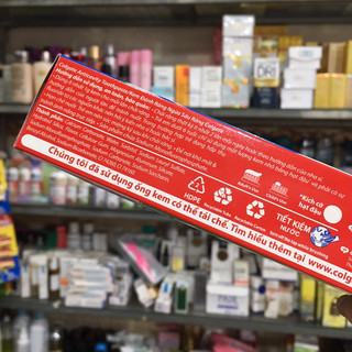 Kem đánh răng Colgate ngừa sâu răng 180g