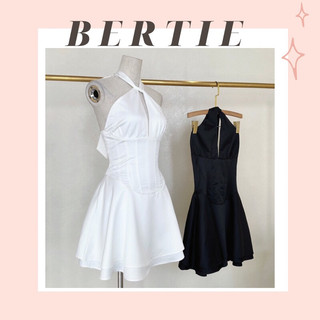 Đầm yếm lụa cutout