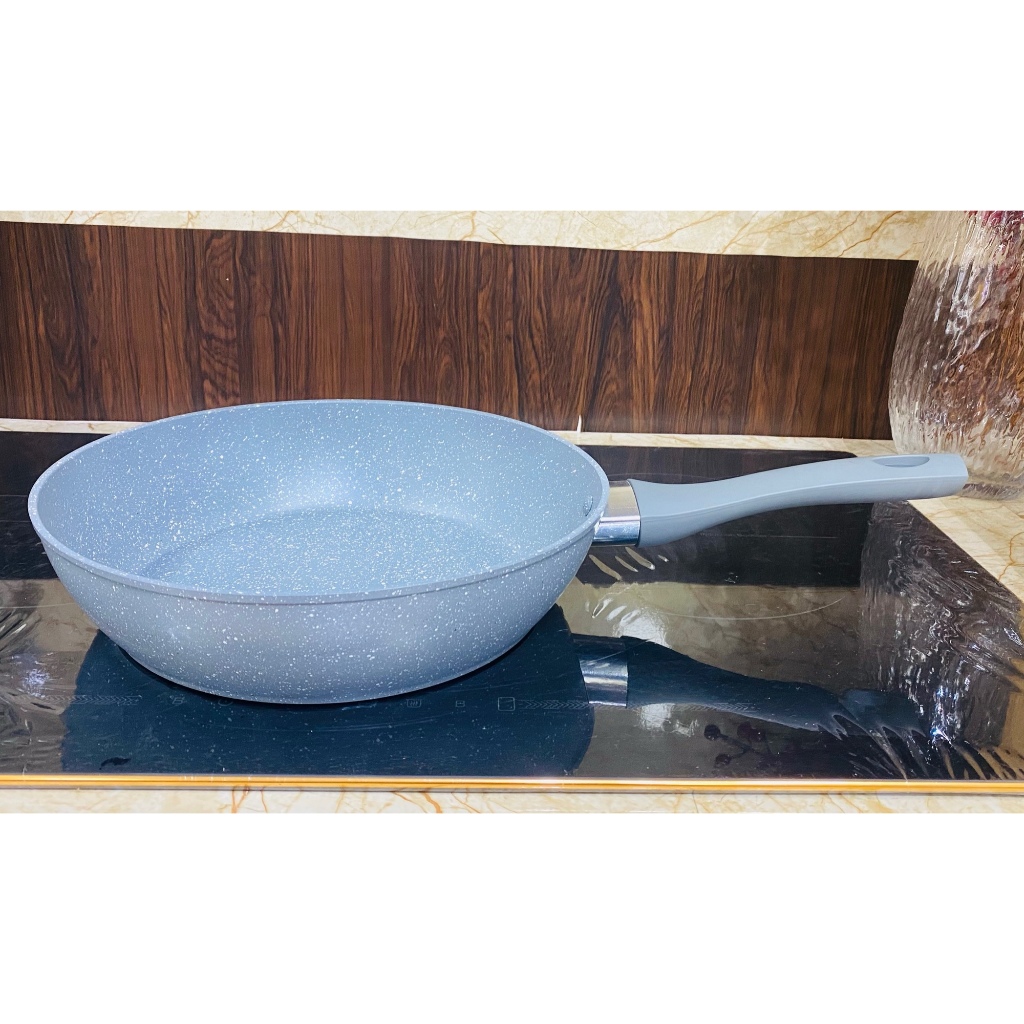 Chảo đúc vân đá Green cook 28cm GCP02-28IH