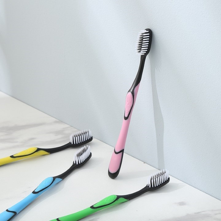 Bàn Chải Đánh Răng Than Tre Hoạt Tính Hàn Quốc BOSSI NO921