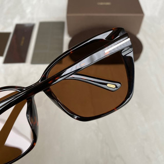 Kính nữ tomford 3 màu TF0937