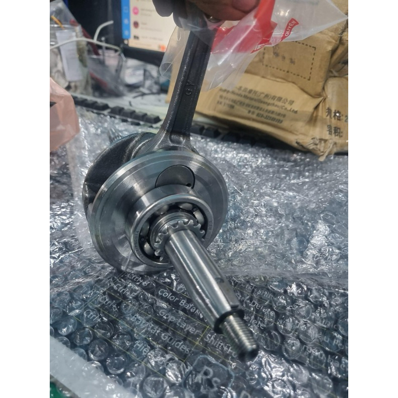 Dên lớn 110 SYM xài chung Honda