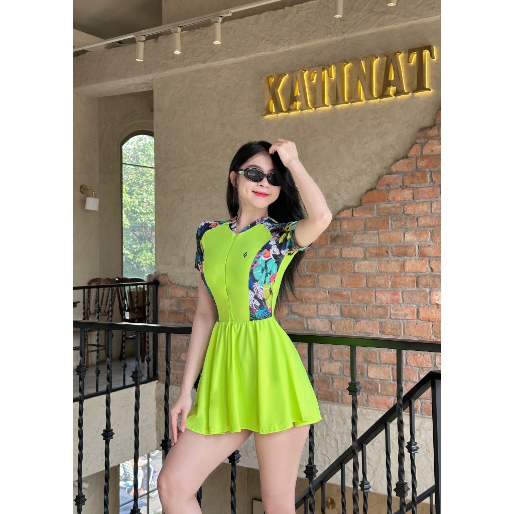 Bikini liền mảnh khóa kéo ngắn tay, váy xòe kín đáo phối màu kèm mút ngực-(B17) | BigBuy360 - bigbuy360.vn