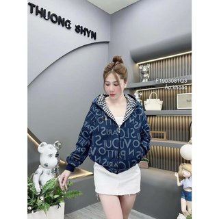 Áo khoác jean nữ họa tiết có nón form rộng phối vải caro tay dài