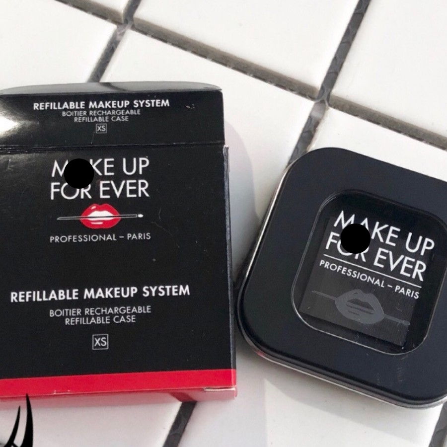 Hộp đựng phấn Artist Color Refillable Makeup Palette