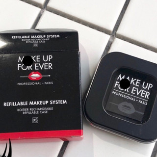 Hộp đựng phấn Artist Color Refillable Makeup Palette