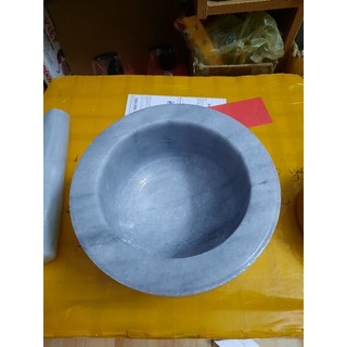 Cối đá tròn size 16cm hai màu xám và trắng kèm chày