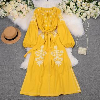 Đầm Thêu BB209 Cổ Tròn Kèm Đai Hàng QCCC