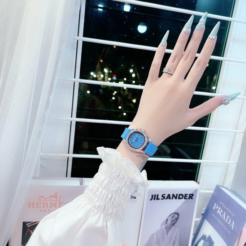 Đồng Hồ Nữ MADOCY M8169 Chính Hãng Thương hiệu chuẩn Mỹ,Size 32mm