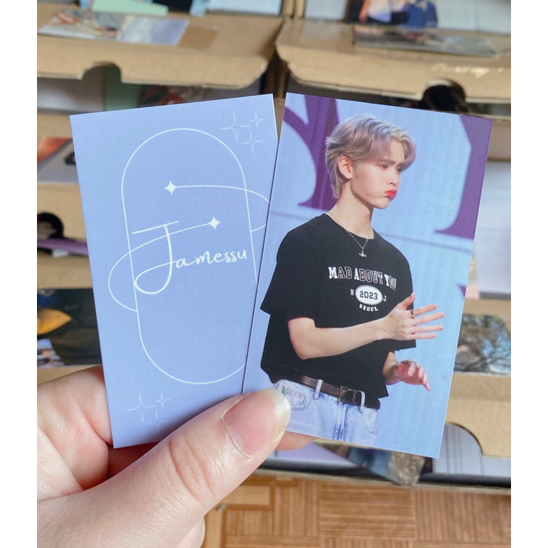 10 card James cùng mẫu